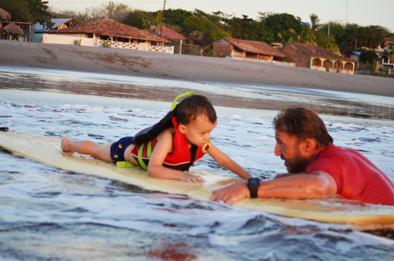 Sirena Surf Lodge Miramar Nicaragua 외부 사진